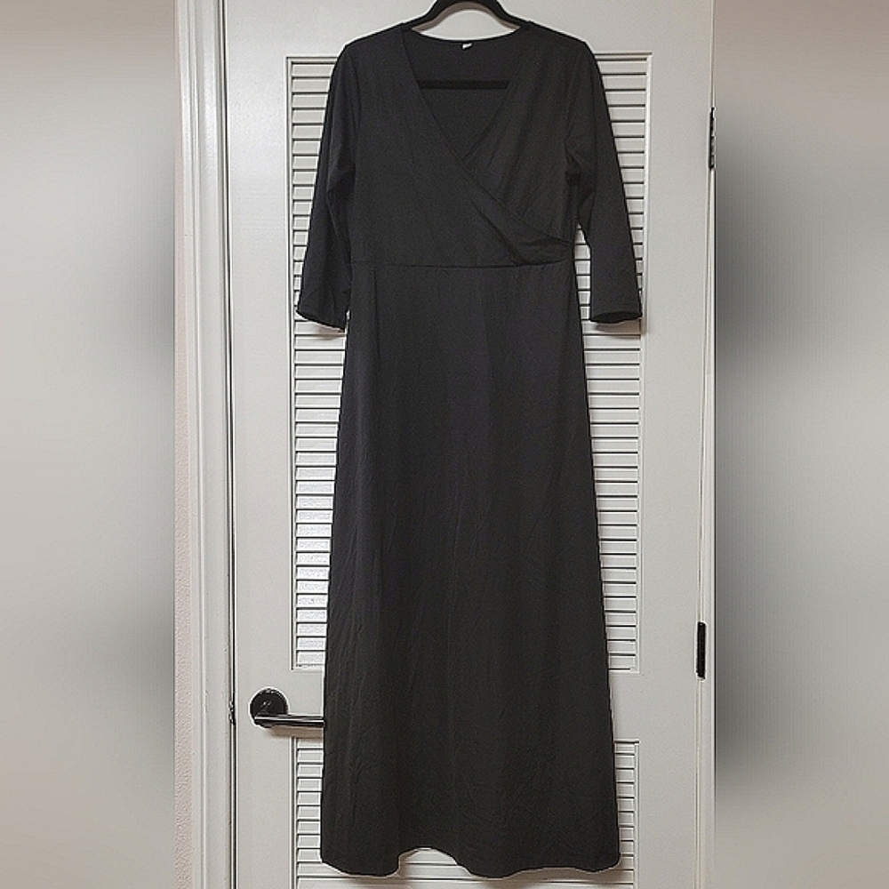 Black Asymmetrical Long-Sleeve Maxi Dress With Pockets